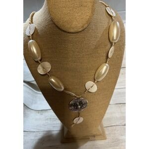 Cream Pearl White Iridescent Stone Beaded Chunky Pendant Necklace & Earrings TbX